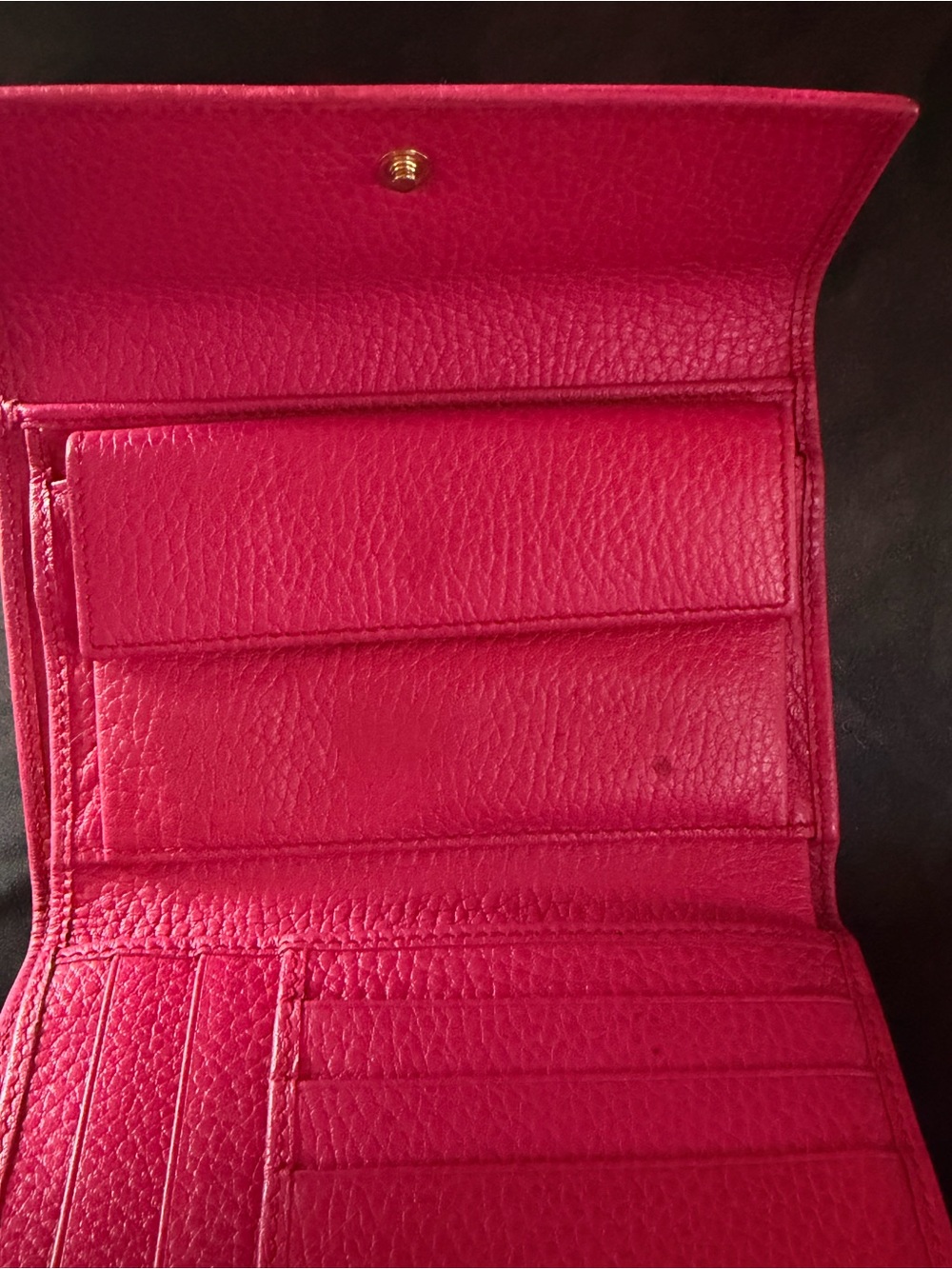Gucci Trifold Leather Wallet - Picture 14 of 15